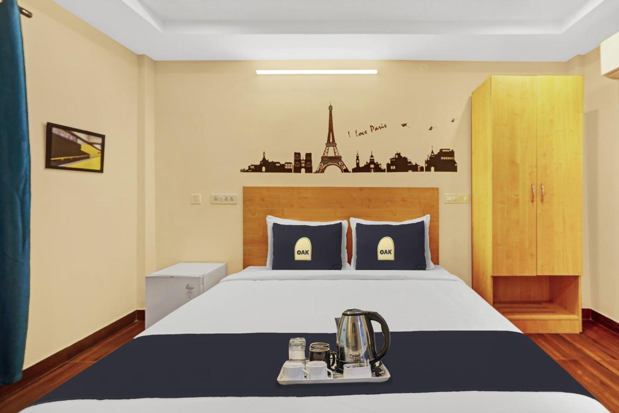 Hotel Capital O De Alphabet Kākināda Esterno foto